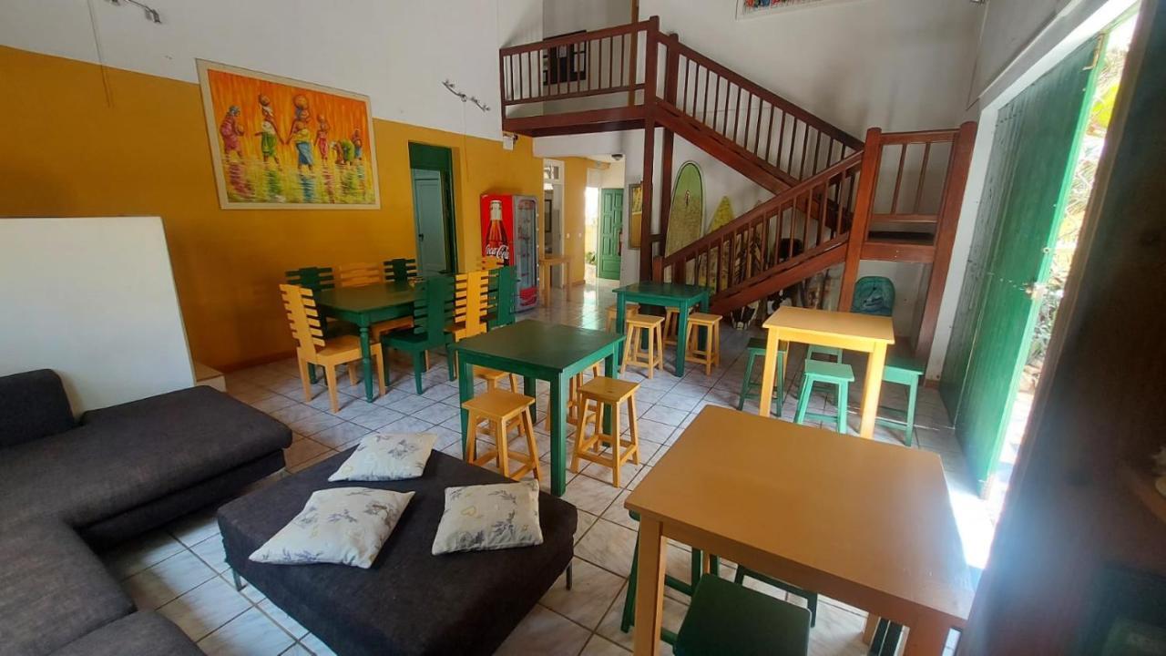 Surf House Hostel Santa Maria Esterno foto