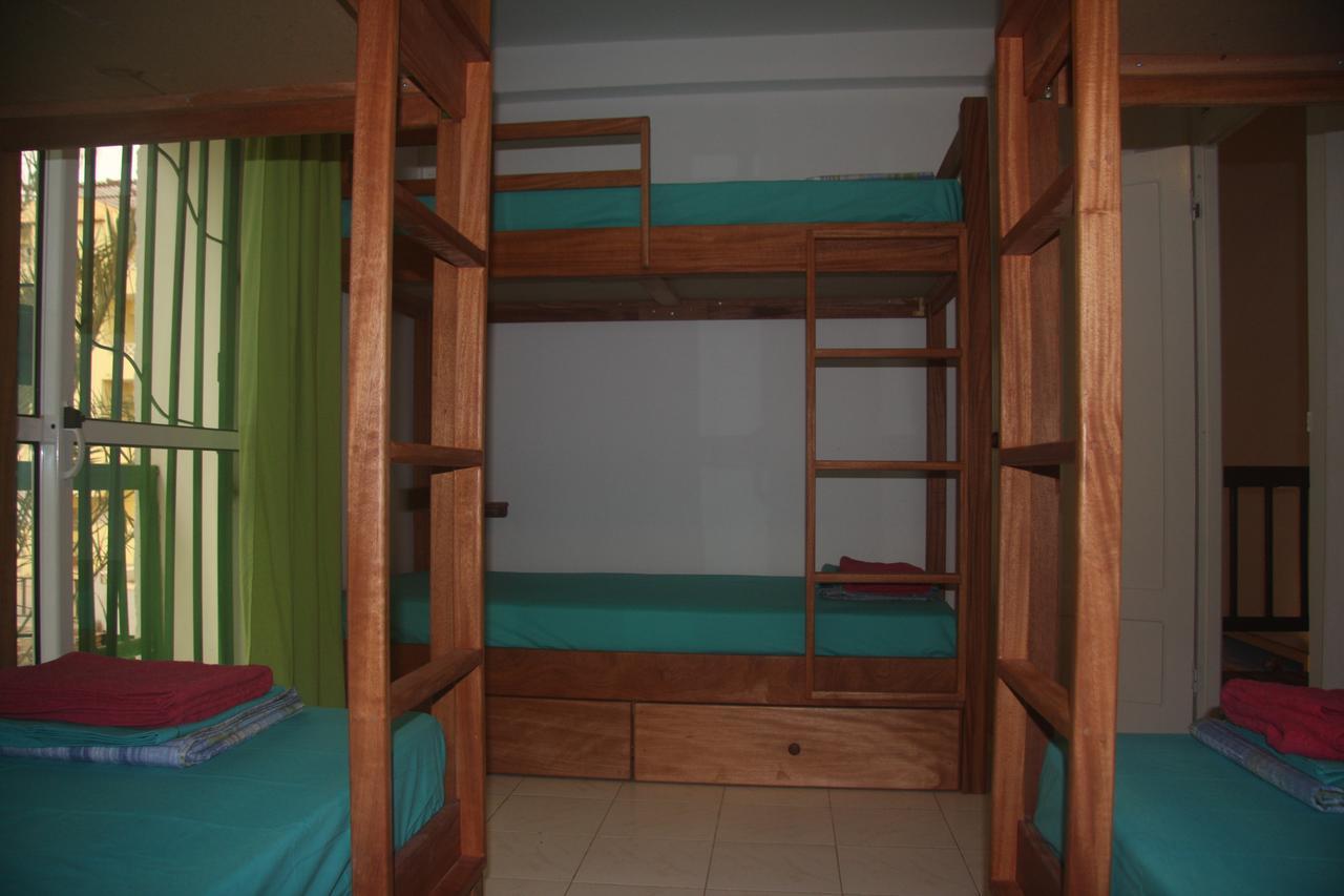 Surf House Hostel Santa Maria Esterno foto